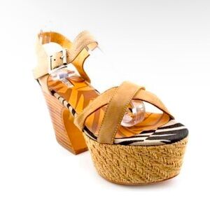 Matiko Women's Monacco Sandal Light Brown 8.5